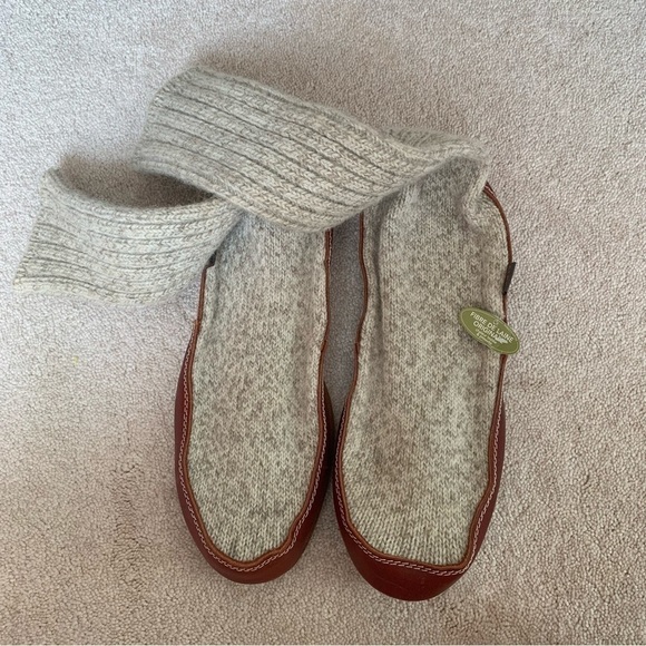 Acorn - The Original Slipper Sock - Picture 10 of 16